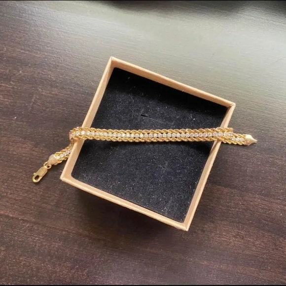 Cubic Zirconia 10 K Gold Bracelet For Women